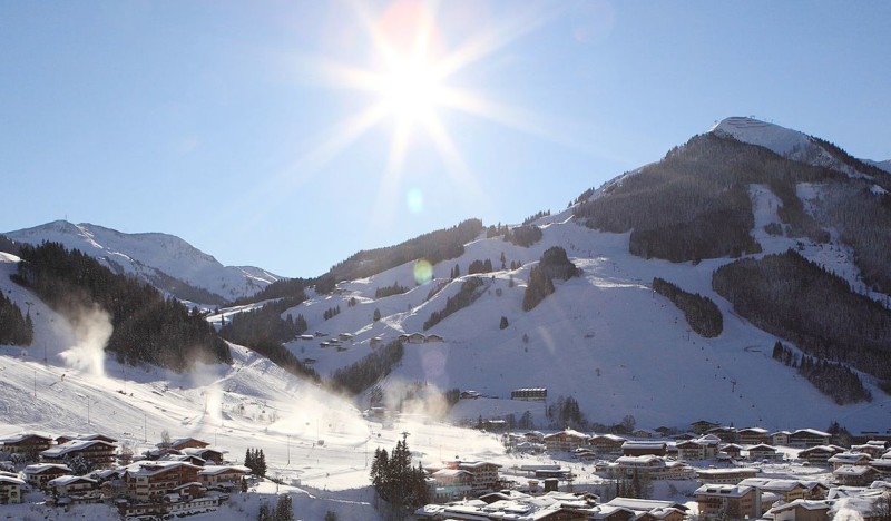 <span class=kid-textflex>Заальбах - Хинтерглемм</span>