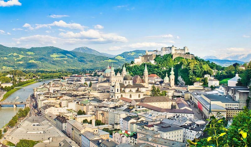 <span class=kid-textflex>Зальцбург</span>