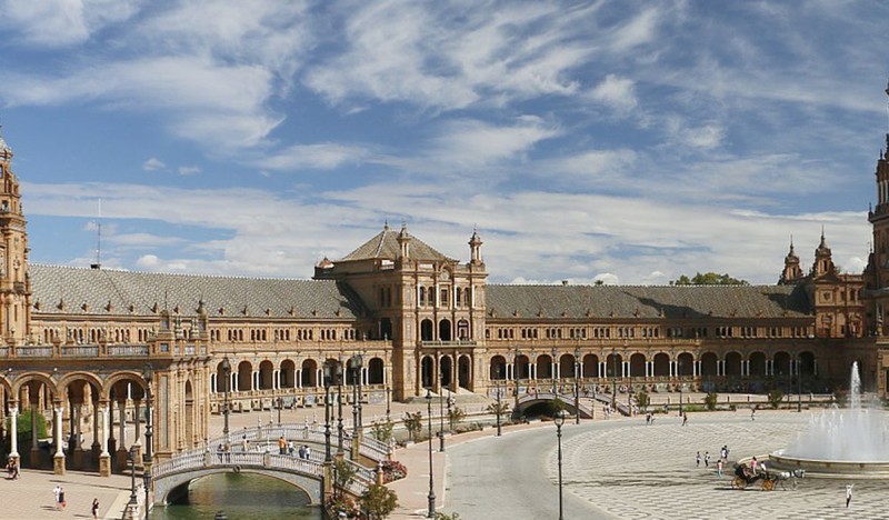 <span class=kid-textflex>Севилья</span>