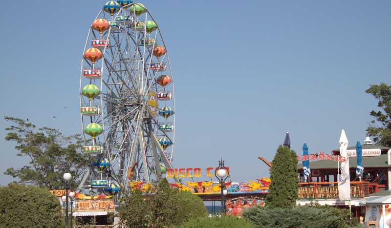 Золотые Пески фото 1